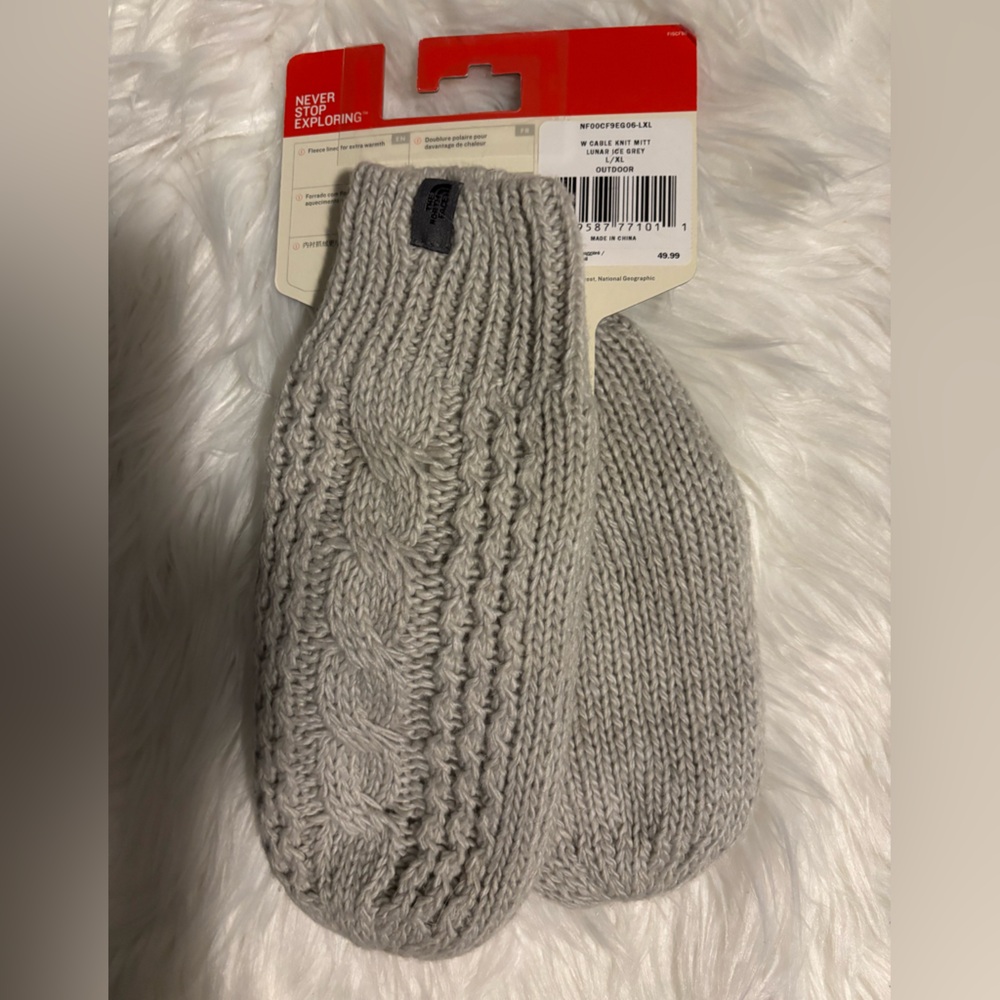 The North Face Women's Light Gray Cable Knit Sweater